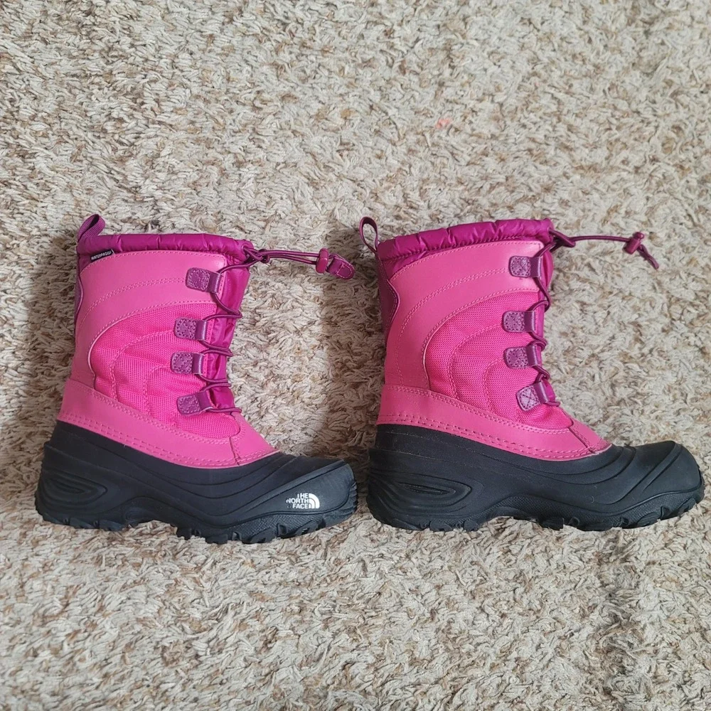 The North Face Alpenglow IV Snow Boots Kids 3 Pink Black Waterproof Insulated